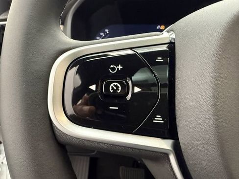 New 2026 Volvo XC90 T8 Plus w/ Protection Package Premier image 16