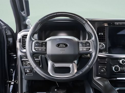 Used 2024 Ford F150 Lariat w/ Equipment Group 502A High AWD/4WD image 11