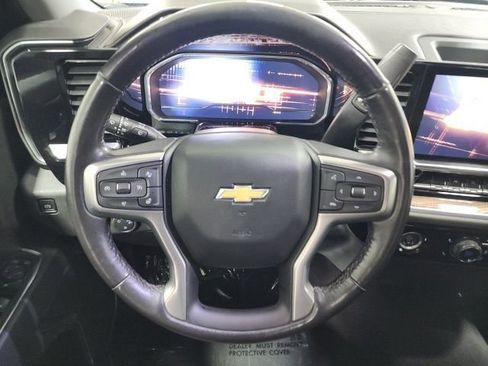 Used 2022 Chevrolet Silverado 1500 LT image 26