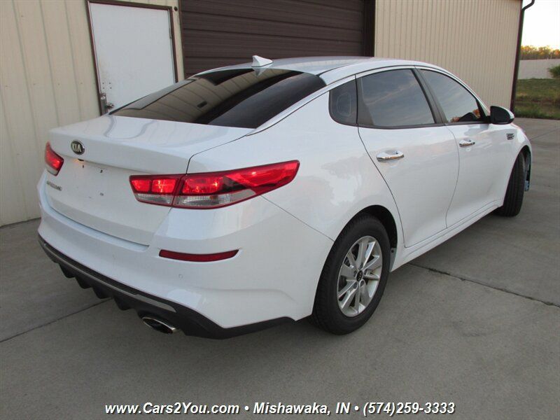 Used 2019 Kia Optima LX FWD image 4