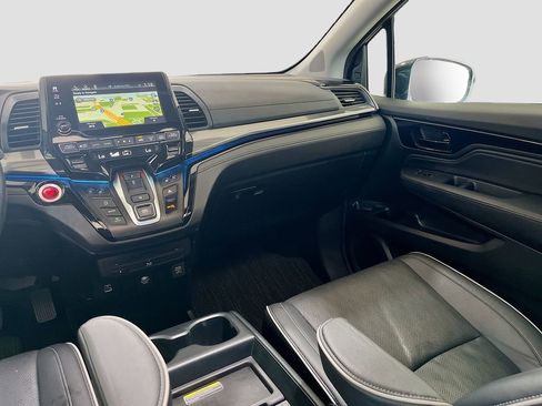 Used 2023 Honda Odyssey Elite image 23