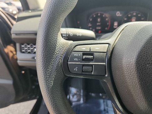 Certified 2023 Honda Accord EX image 20