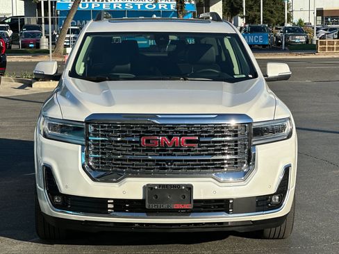 Used 2023 GMC Acadia Denali w/ Denali Ultimate Package image 9