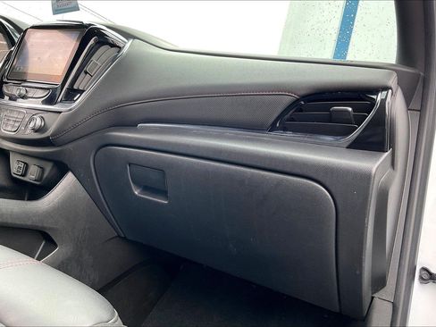 Used 2023 Chevrolet Traverse RS AWD/4WD image 14
