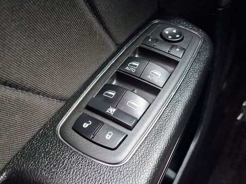 Certified 2022 Dodge Charger SXT w/ Blacktop Package AWD/4WD image 25