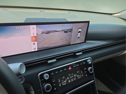 Used 2025 Genesis GV80 3.5T image 17