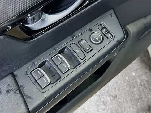 Used 2023 Honda CR-V EX-L image 20