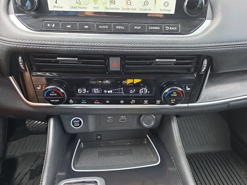 Used 2021 Nissan Rogue Platinum AWD/4WD image 24