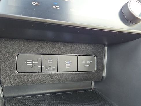 Certified 2025 Hyundai Sonata SEL AWD/4WD image 15