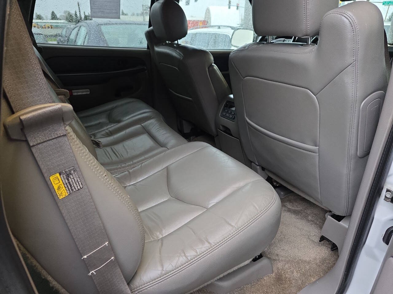 Used 2003 GMC Yukon SLT w/ 1SD Preferred Equipment Group AWD/4WD image 11