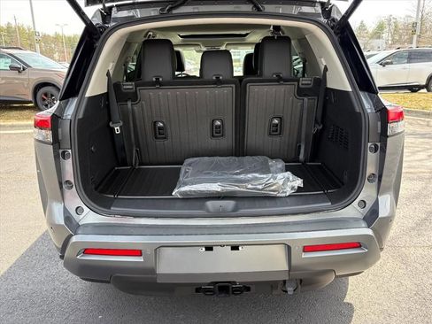 New 2026 Nissan Pathfinder Platinum image 26
