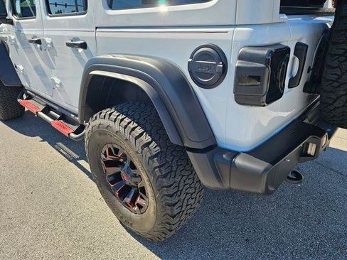 Used 2023 Jeep Wrangler Unlimited Sport AWD/4WD image 14