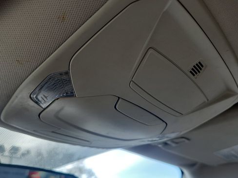 Used 2016 Ford Escape SE w/ Equipment Group 201A image 30