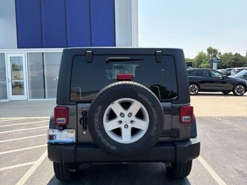 Used 2016 Jeep Wrangler Unlimited Sport w/ Quick Order Package 24S AWD/4WD image 6