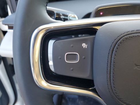 New 2026 Lincoln Nautilus Reserve w/ Jet Appearance Package image 17