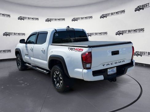 Used 2019 Toyota Tacoma TRD Off-Road AWD/4WD image 6