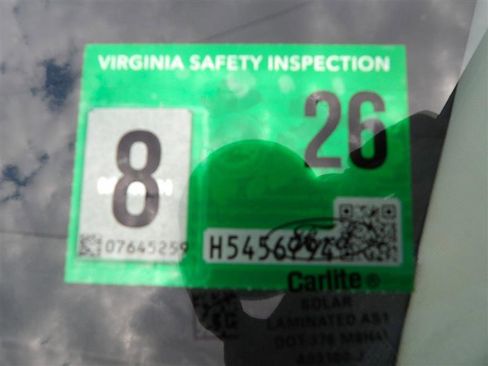 Used 2017 Ford Focus SE w/ Cold Weather Package image 23