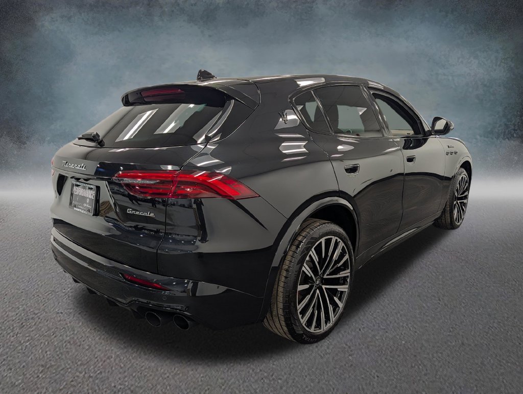 Used 2025 Maserati Grecale Modena AWD/4WD image 4