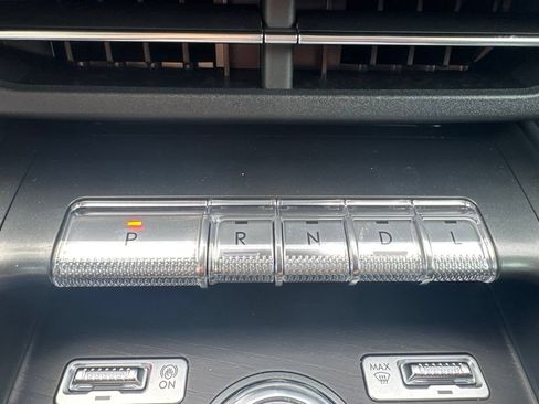 New 2026 Lincoln Nautilus Reserve AWD/4WD image 16