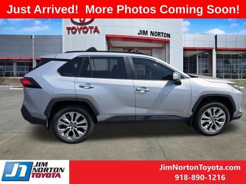 Used 2024 Toyota RAV4 Limited w/ Weather Package AWD/4WD image 5