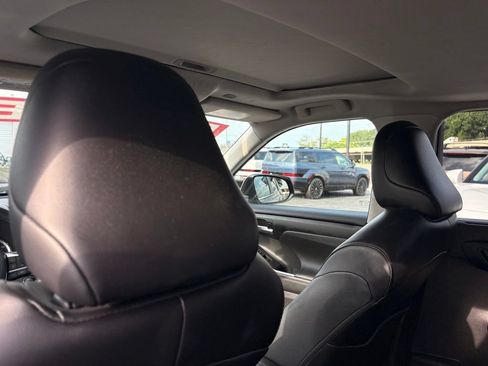Used 2023 Toyota Highlander XLE AWD/4WD image 27