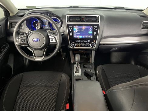 Used 2019 Subaru Outback 2.5i Premium image 13