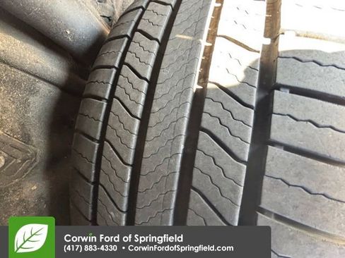 Used 2019 Toyota Sienna L image 16