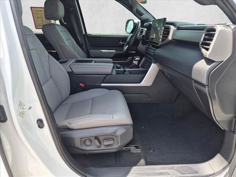 Certified 2025 Toyota Tundra Limited AWD/4WD image 19