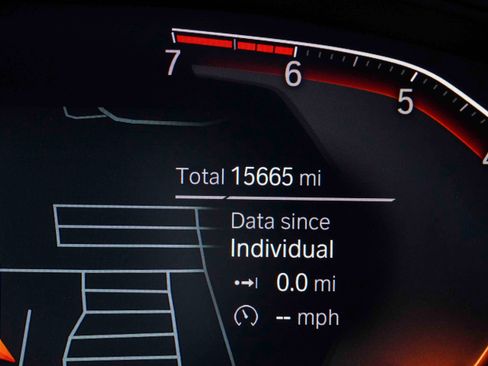 Certified 2025 BMW X4 xDrive30i image 20