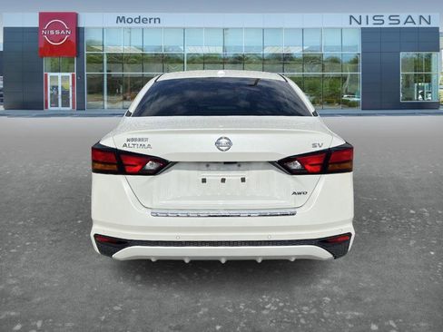 Certified 2022 Nissan Altima 2.5 SV AWD/4WD image 6