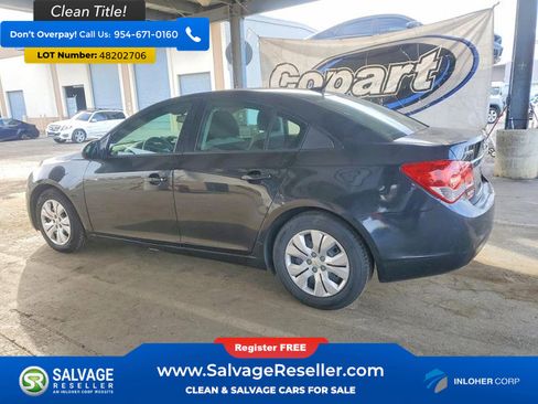 Used 2014 Chevrolet Cruze LS image 3