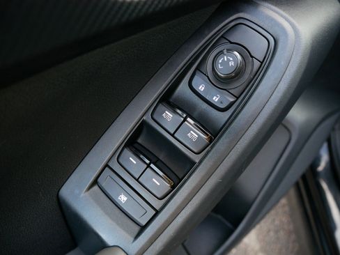 Used 2024 Subaru Crosstrek 2.0i w/ Crosstrek Mirror Package image 19