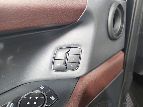 Used 2024 Ford Expedition Limited RWD image 21