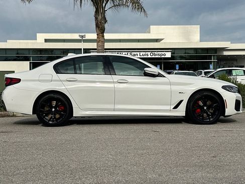 Used 2023 BMW 530e w/ M Sport Package image 2