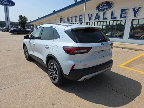 New 2025 Ford Escape Phev image 5