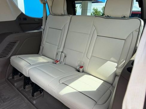 Used 2023 GMC Yukon Denali w/ Max Trailering Package AWD/4WD image 10