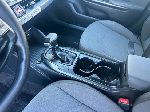 Used 2025 Kia K4 LXS image 42