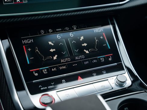 Used 2022 Audi RS Q8 image 26