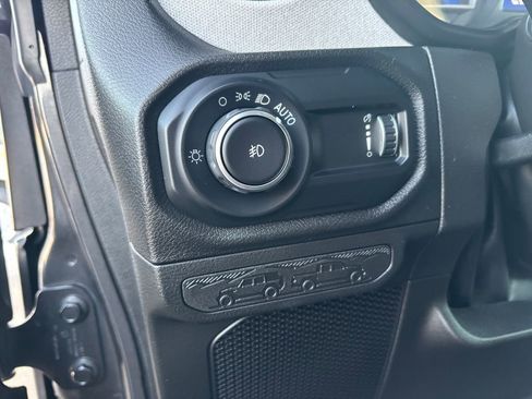 Used 2024 Jeep Wrangler Sport S image 17