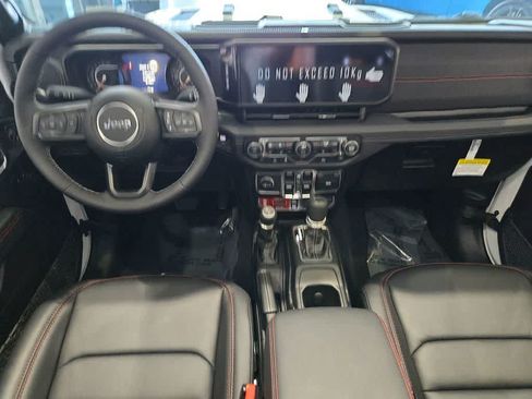 New 2026 Jeep Gladiator Rubicon AWD/4WD image 9