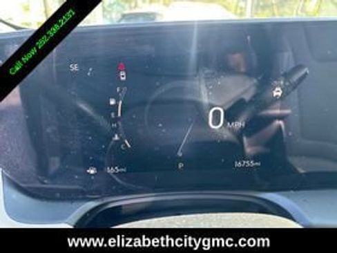 Used 2024 Buick Encore GX Sport Touring image 12