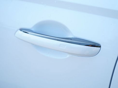 Used 2025 Genesis GV70 3.5T Sport w/ Sport Prestige Package image 10