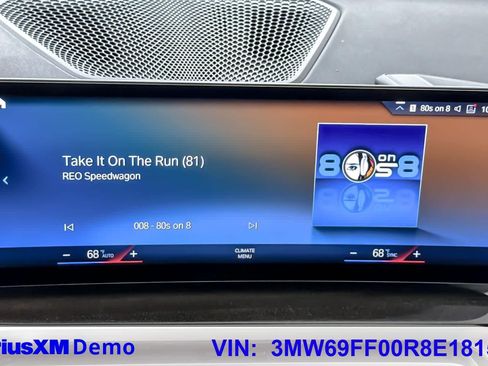 Certified 2024 BMW 330i Sedan w/ Convenience Package RWD image 28