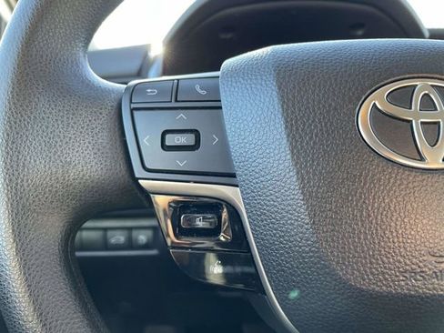 Used 2025 Toyota Camry LE image 24