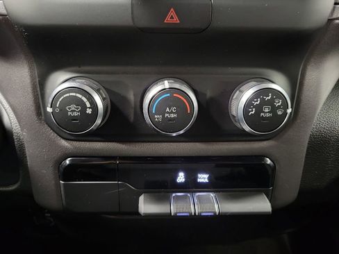 Used 2021 RAM 1500 Big Horn AWD/4WD image 17