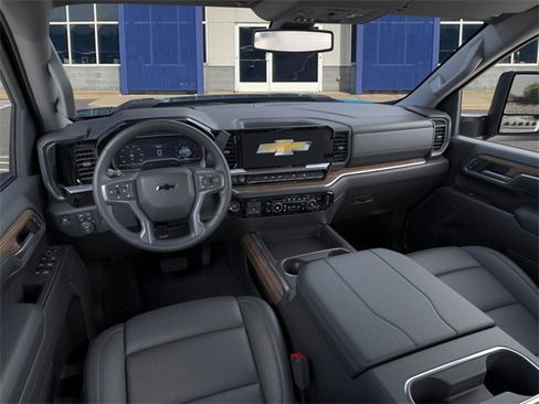 New 2026 Chevrolet Silverado 3500 LT image 15