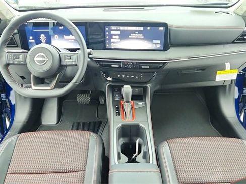 New 2025 Nissan Kicks SR image 23