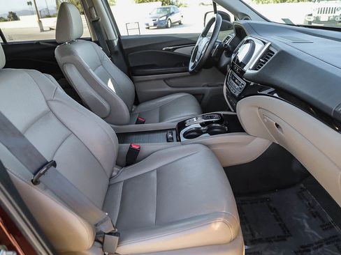 Used 2016 Honda Pilot Elite image 16