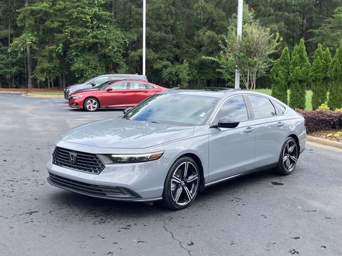 Certified 2023 Honda Accord Sport image 6