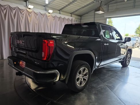 Used 2025 GMC Sierra 1500 SLT RWD image 3